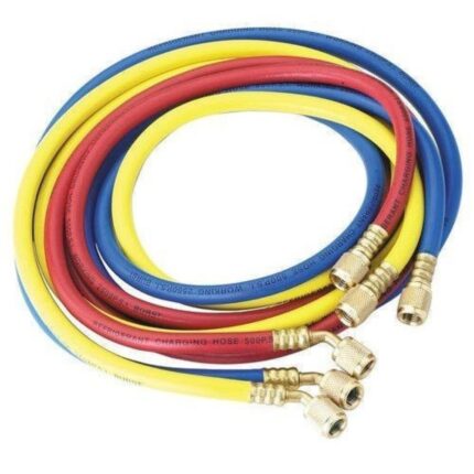 Refrigerant charging hose